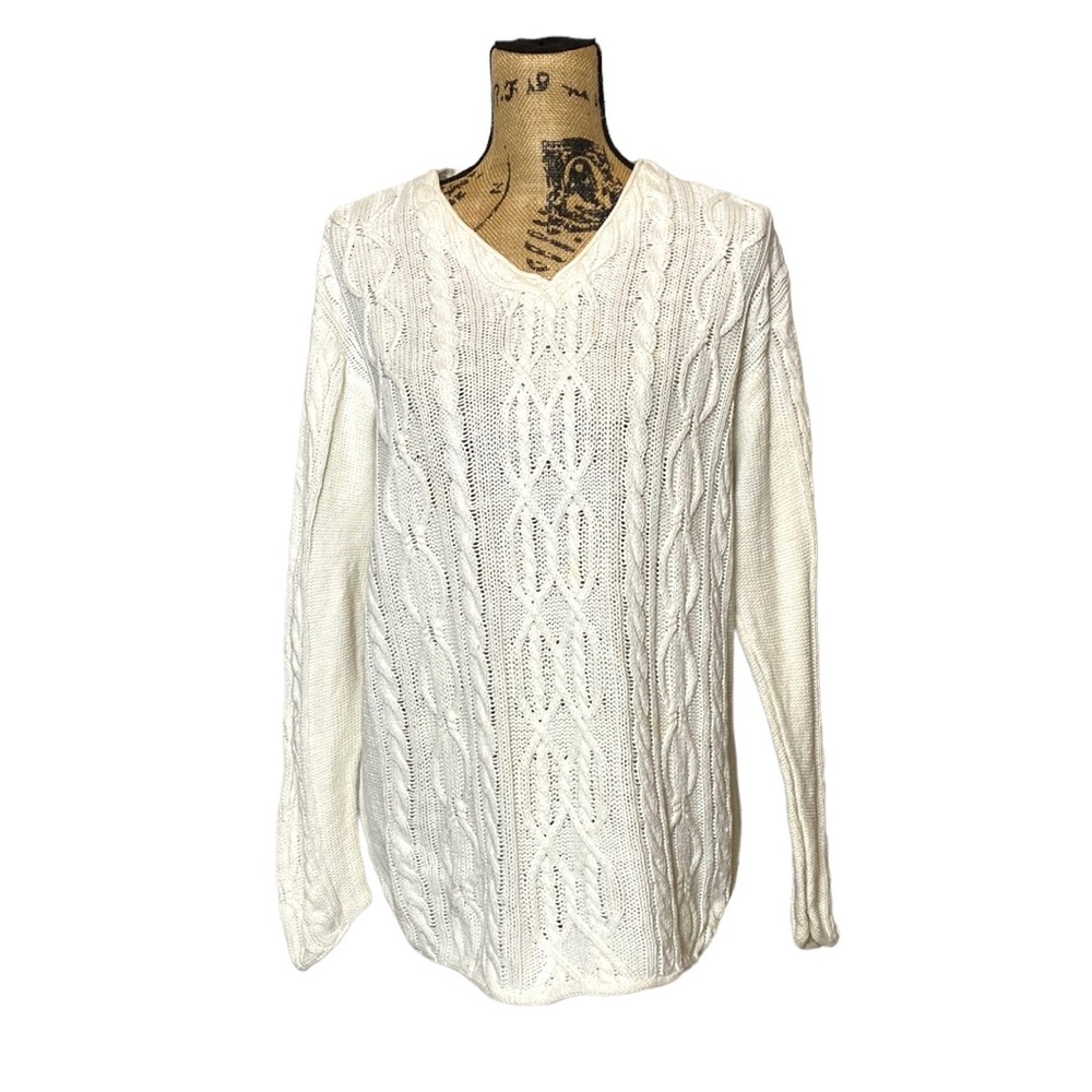 Vintage White V-Neck Cable Knit Sweater 8